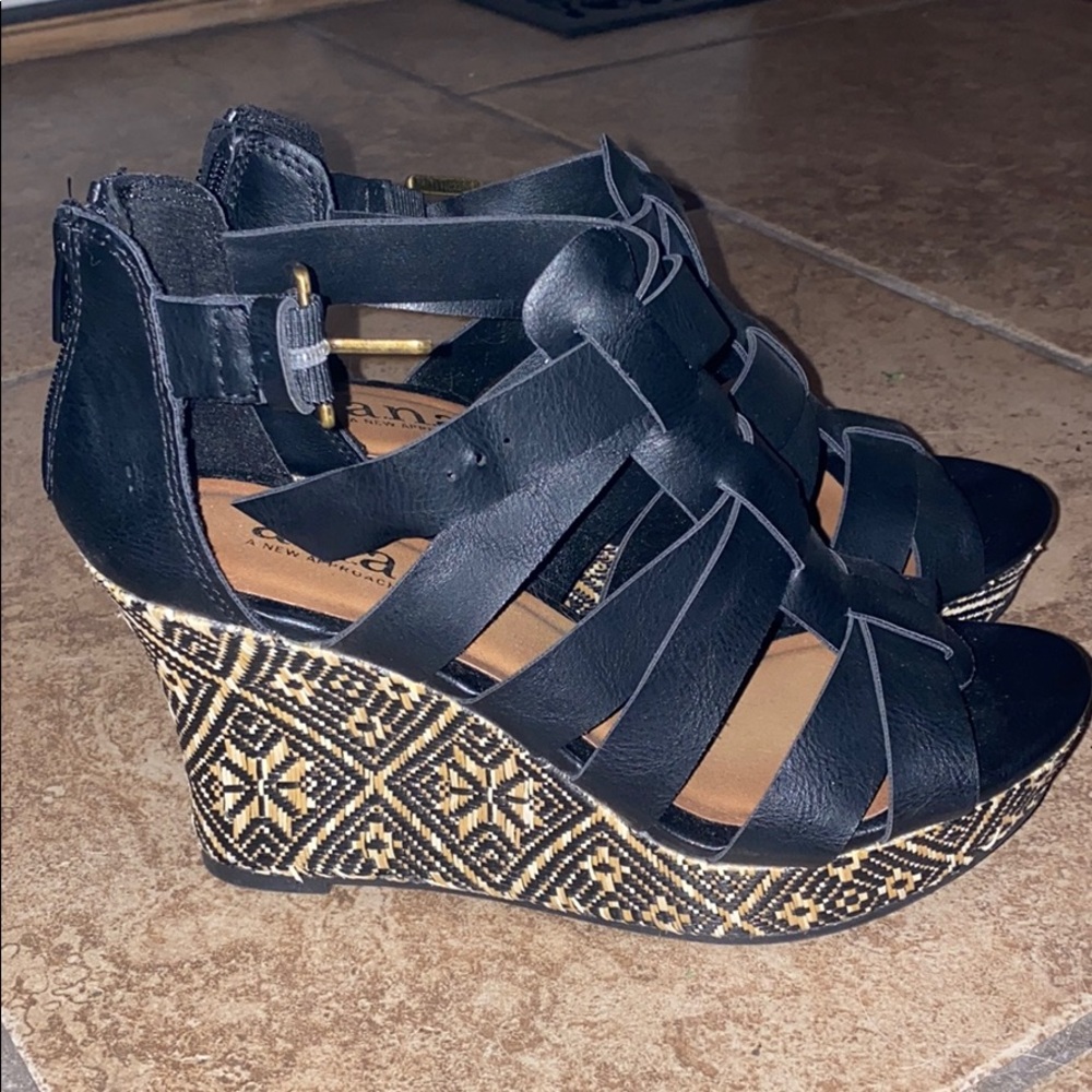 Wedge sandals- never worn
